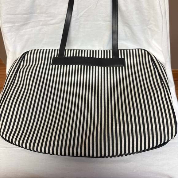 Oscar de la Renta Black and White Striped Tote - Picture 10 of 11
